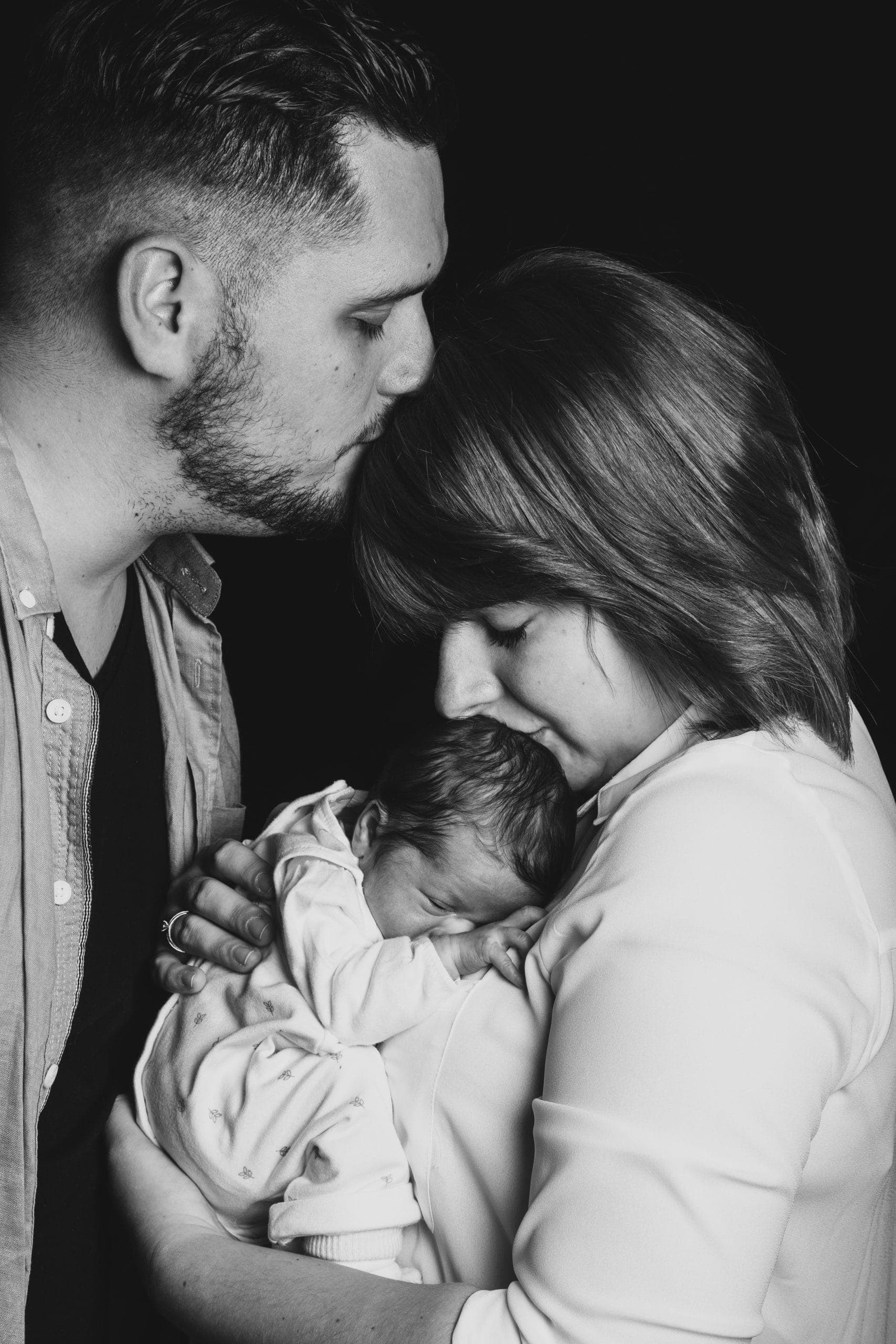 Famille posant naturellement